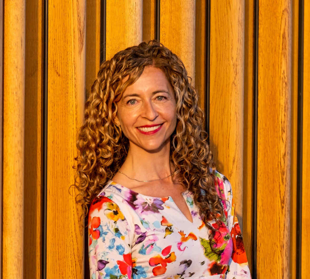 Dr. Courtney Howard image