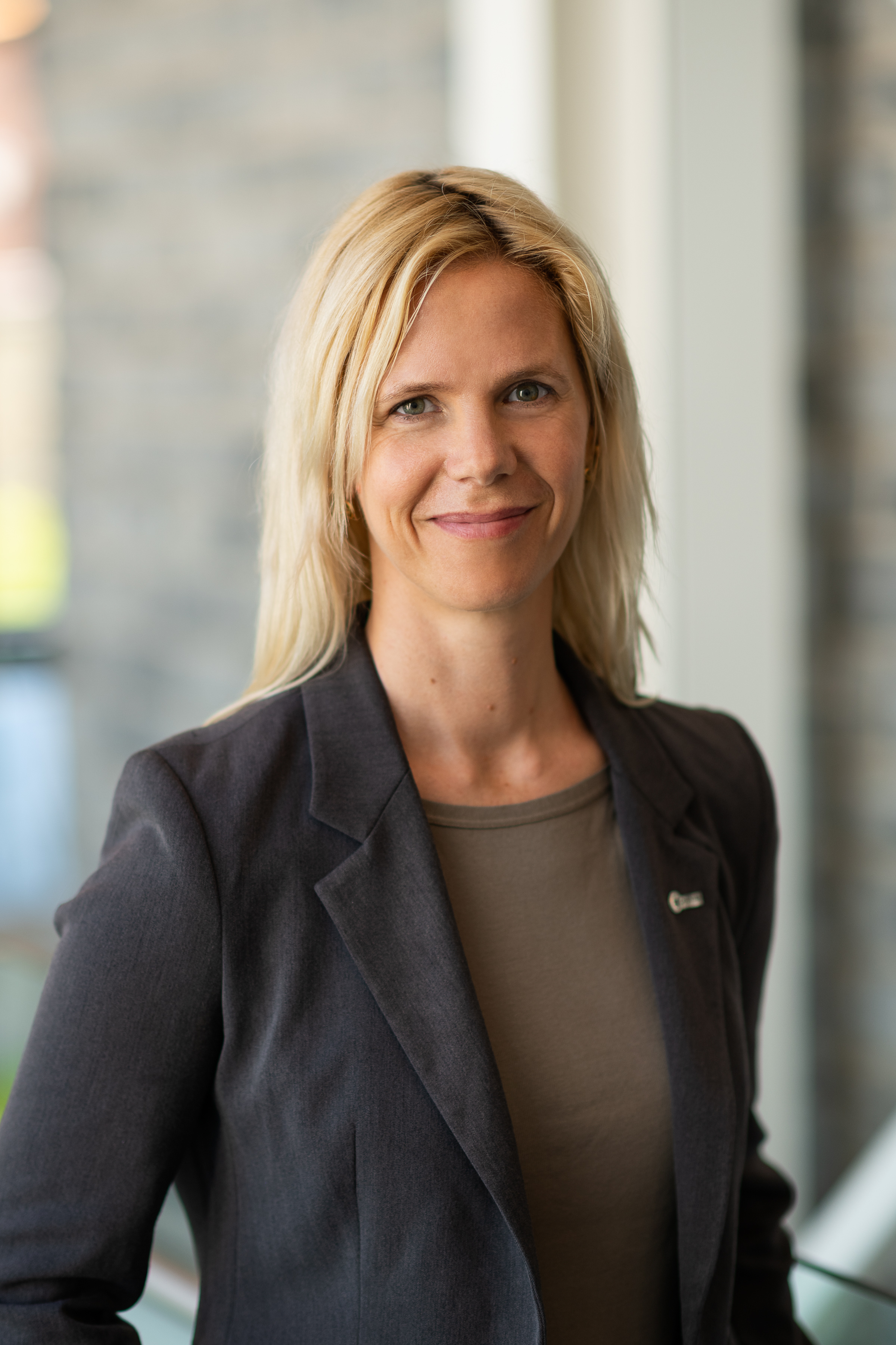 Béatrice Alain image